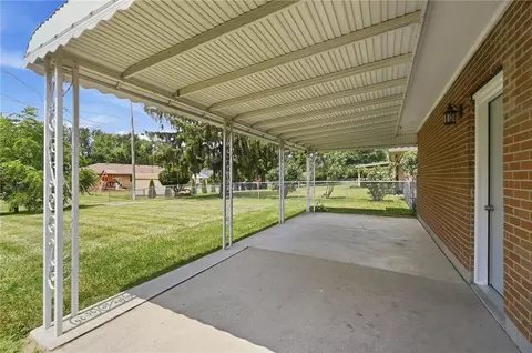 Exterior - 4209 Helena Dr, Springfield, OH 45503 photo 7 of 9