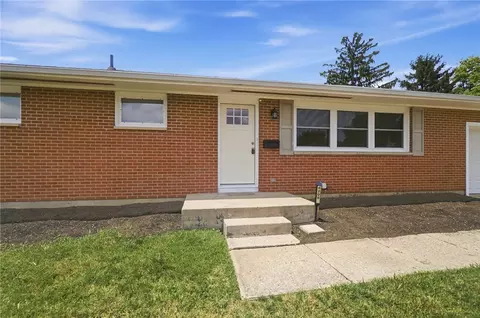 Exterior - 4209 Helena Dr, Springfield, OH 45503 photo 3 of 9