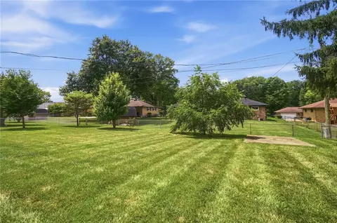 Exterior - 4209 Helena Dr, Springfield, OH 45503 photo 8 of 9