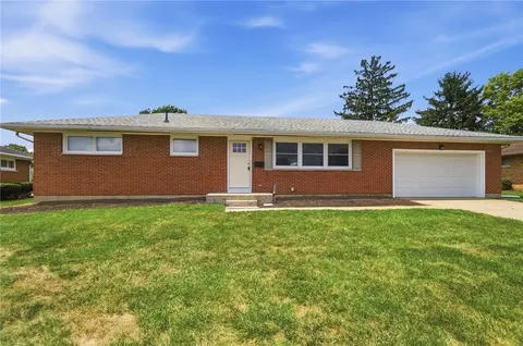 Exterior - 4209 Helena Dr, Springfield, OH 45503 photo 2 of 9