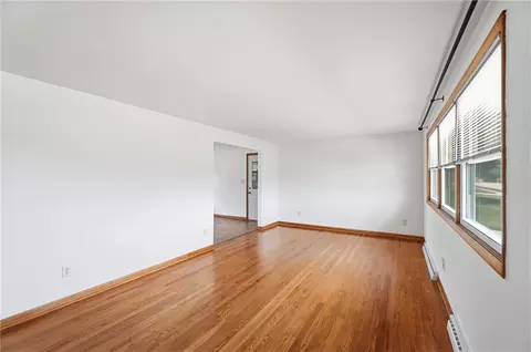 Living - 4209 Helena Dr, Springfield, OH 45503 photo 1 of 4