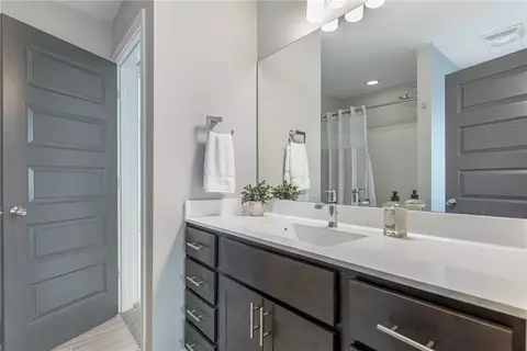 Bath - 40 N Center St, Springfield, OH 45502 photo 1 of 2