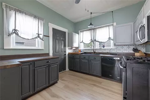 Kitchen - 308 Ridge Rd, Springfield, OH 45503 photo 1 of 3