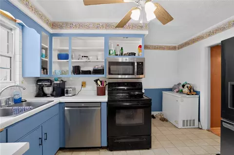 Kitchen - 1225 Glenmore Dr, Springfield, OH 45503 photo 1 of 2