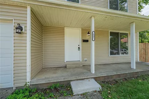 Exterior - 607 W Euclid Ave, Springfield, OH 45506 photo 5 of 11