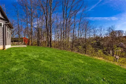 Exterior - 8469 Fields Ertel Rd, Cincinnati, OH 45249 photo 9 of 9