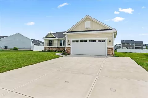 Exterior - 168 E Chapel Dr, Troy, OH 45373 photo 5 of 12