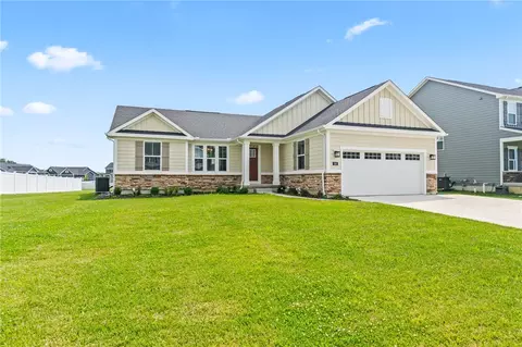 Exterior - 168 E Chapel Dr, Troy, OH 45373 photo 4 of 12