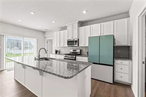 Kitchen - 168 E Chapel Dr, Troy, OH 45373 photo 1 of 4