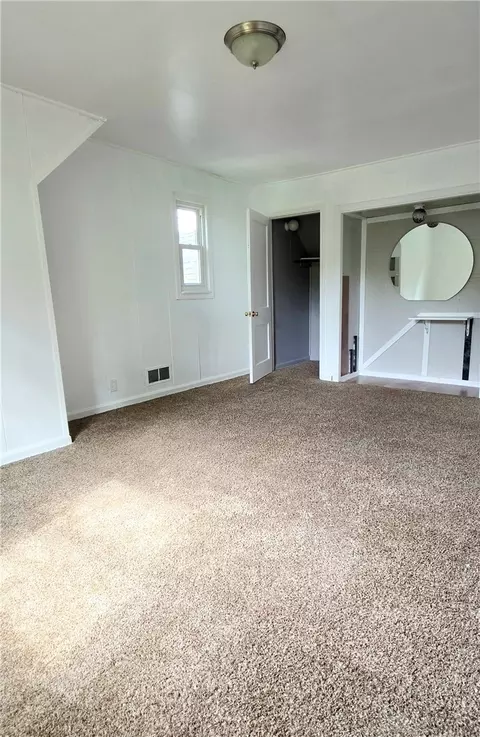 Bedroom - 3107 Cavanaugh Ave, Cincinnati, OH 45211 photo 3 of 6