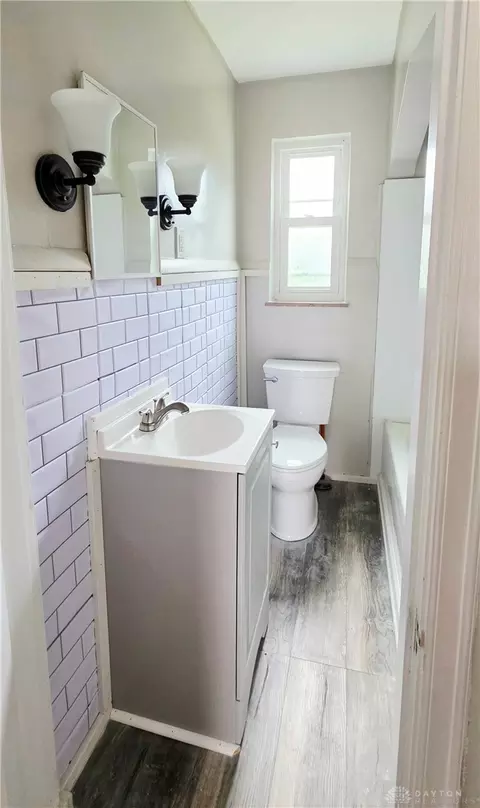 Bath - 3107 Cavanaugh Ave, Cincinnati, OH 45211 photo 1 of 1