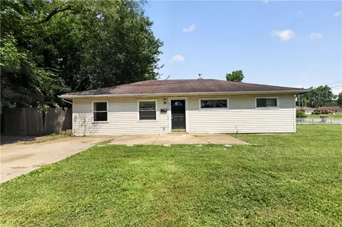 3512 Geis Rd, Dayton, OH 45416