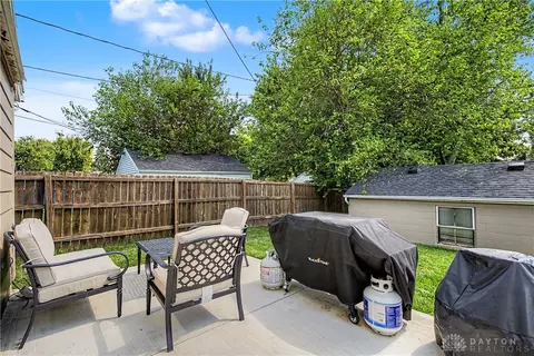 Exterior - 1701 Briedweng Ave, Kettering, OH 45420 photo 4 of 5