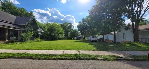 41 George St, Dayton, OH 45410