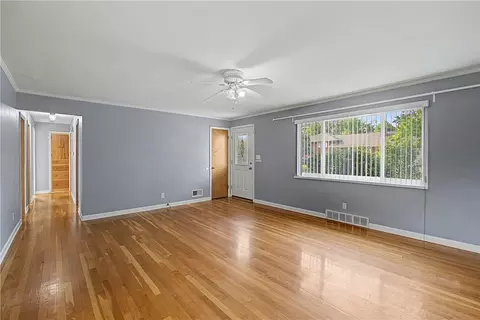 Living - 1017 Wenbrook Dr, Kettering, OH 45429 photo 4 of 6