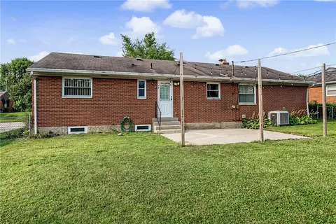 Exterior - 1017 Wenbrook Dr, Kettering, OH 45429 photo 11 of 11