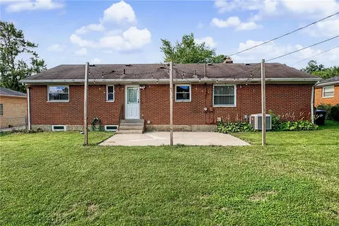 Exterior - 1017 Wenbrook Dr, Kettering, OH 45429 photo 10 of 11