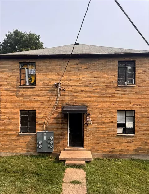 Exterior - 212 E Bruce Ave, Dayton, OH 45405 photo 6 of 7