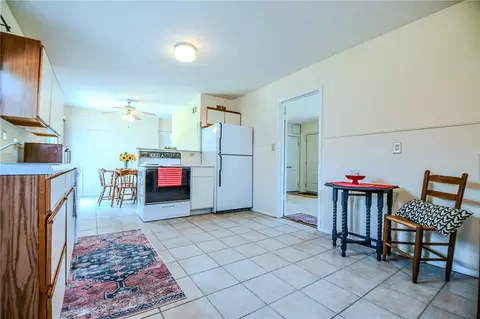 Kitchen - 2263 S Aragon Ave, Kettering, OH 45420 photo 3 of 4