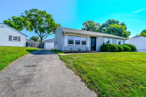 Exterior - 2263 S Aragon Ave, Kettering, OH 45420 photo 3 of 12