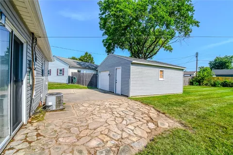 Exterior - 2263 S Aragon Ave, Kettering, OH 45420 photo 8 of 12