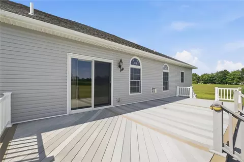 Exterior - 3678 Old Springfield Rd, Springfield, OH 45502 photo 10 of 11