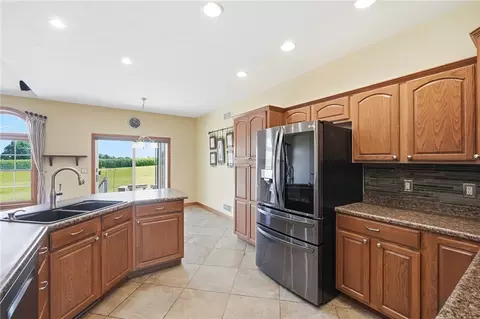 Kitchen - 3678 Old Springfield Rd, Springfield, OH 45502 photo 3 of 4