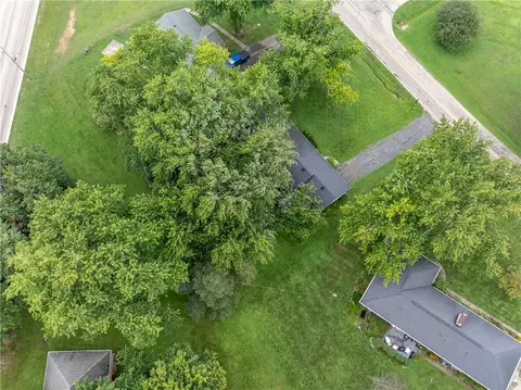 View/Area - 2332 Erter Dr, Springfield, OH 45503 photo 7 of 9