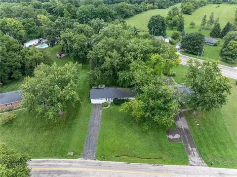 View/Area - 2332 Erter Dr, Springfield, OH 45503 photo 2 of 9