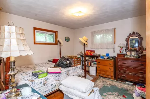 Bedroom - 2332 Erter Dr, Springfield, OH 45503 photo 1 of 5