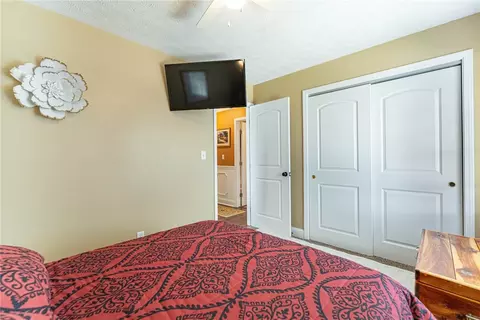 Bedroom - 700 E 4th St, Franklin, OH 45005 photo 1 of 6