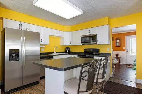 Kitchen - 700 E 4th St, Franklin, OH 45005 photo 1 of 5
