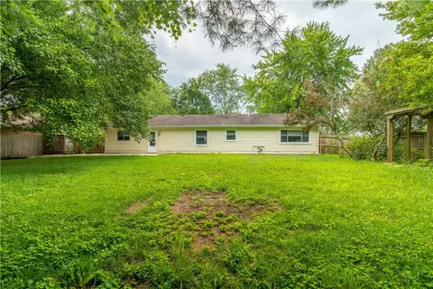 Exterior - 205 Weller Ave, Centerville, OH 45458 photo 4 of 6