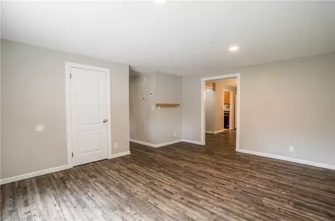 Living - 205 Weller Ave, Centerville, OH 45458 photo 2 of 5