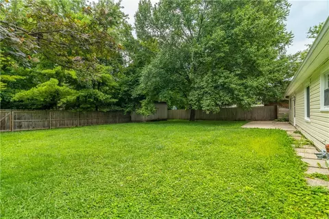 Exterior - 205 Weller Ave, Centerville, OH 45458 photo 3 of 6
