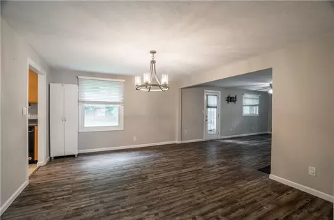 Living - 205 Weller Ave, Centerville, OH 45458 photo 3 of 5