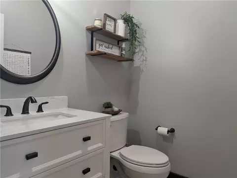 3223 Windy Ridge Dr, Springfield, OH 45502 photo 9