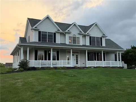 3223 Windy Ridge Dr, Springfield, OH 45502 photo 2