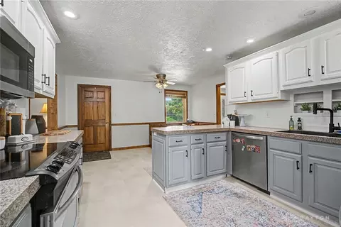 5696 Overbrooke Rd, Kettering, OH 45440 photo 13