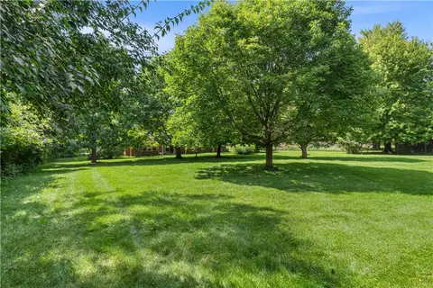 Exterior - 6436 Manete St, Springfield, OH 45502 photo 9 of 10