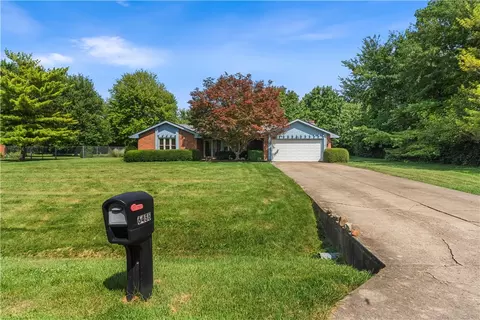 Exterior - 6436 Manete St, Springfield, OH 45502 photo 1 of 10