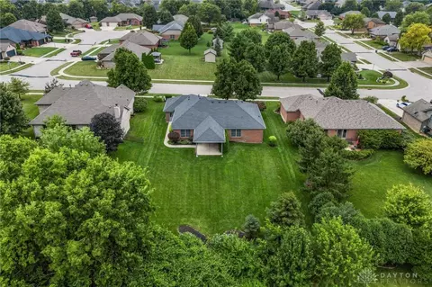 View/Area - 486 Christopher Dr, Centerville, OH 45458 photo 3 of 6