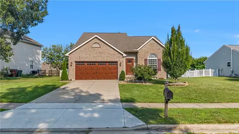 2014 Clearstream Way, Clayton, OH 45315