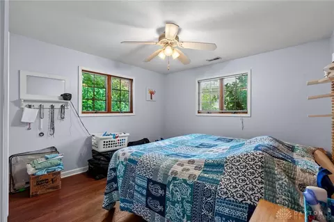 Bedroom - 217 Westhaven Dr, Kettering, OH 45429 photo 3 of 4