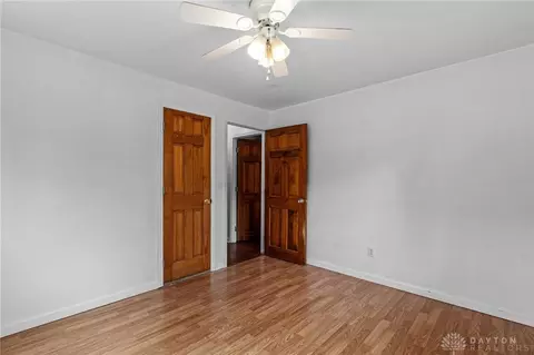 Bedroom - 217 Westhaven Dr, Kettering, OH 45429 photo 2 of 4