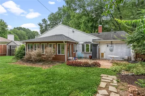 Exterior - 217 Westhaven Dr, Kettering, OH 45429 photo 5 of 7