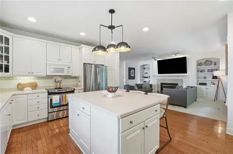 Kitchen - 1256 Forest Walk Dr, Centerville, OH 45459 photo 3 of 7