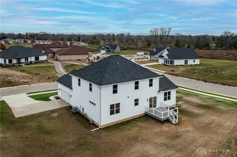 View/Area - 3631 Kingsgate Ln, Springfield, OH 45503 photo 2 of 2