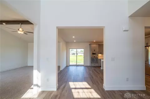Entry Way - 3631 Kingsgate Ln, Springfield, OH 45503 photo 1 of 13