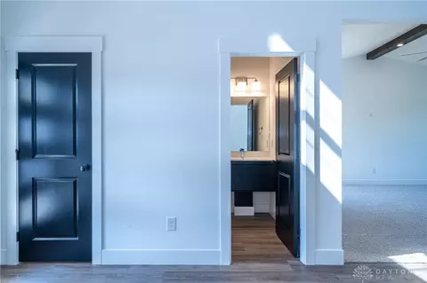 Entry Way - 3631 Kingsgate Ln, Springfield, OH 45503 photo 9 of 13
